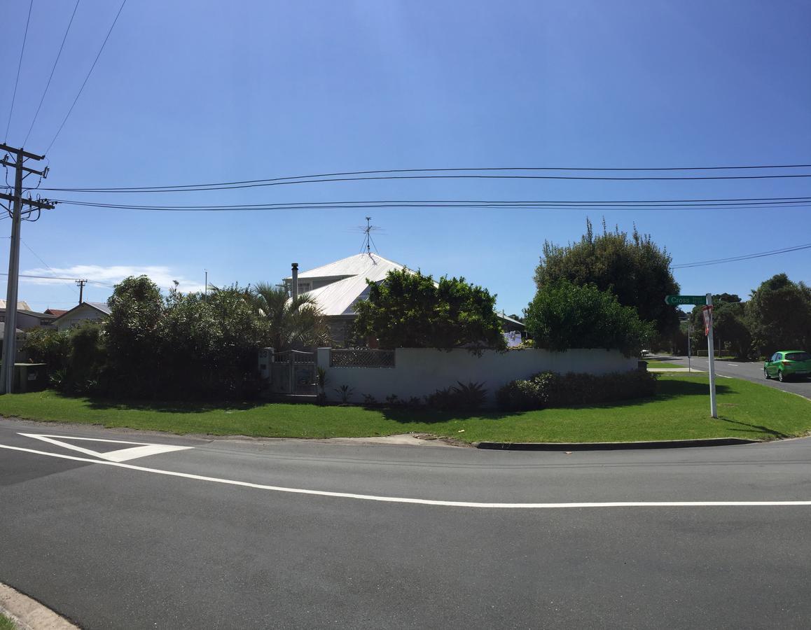 Manly Beach Guesthouse Whangaparaoa Exterior photo